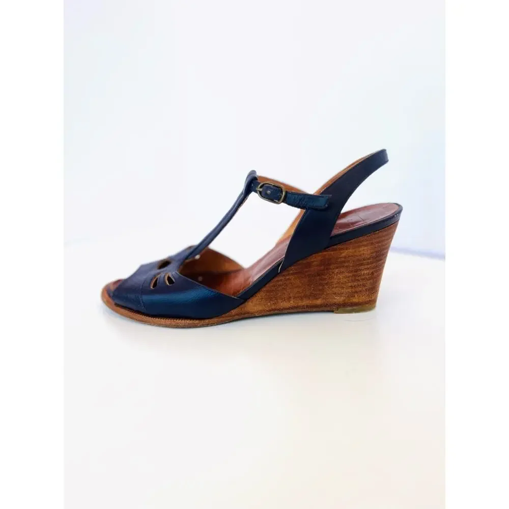 Chie Mihara Navy Blue Leather T-Strap Wedge Cutout Sandals Size 38 70s Style